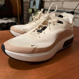 Nike Air Max Sneakers